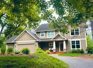 4949 Clear Spring Rd, Minnetonka, MN 55345