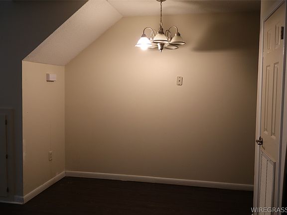 3rd image of 229 Weeks Dr