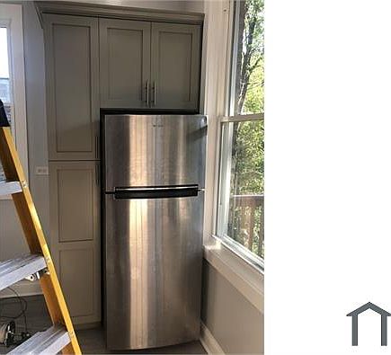 5th image of 6324 S Champlain Ave Unit 2