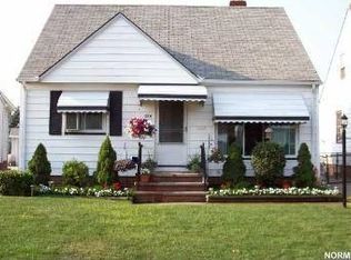 3206 Stanfield Dr, Parma, OH