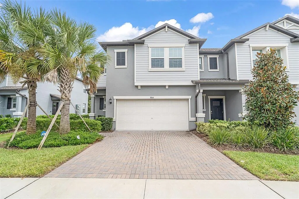 3 bed, 2.5 bath, 1861 sqft, $2,600 — Photo 1
