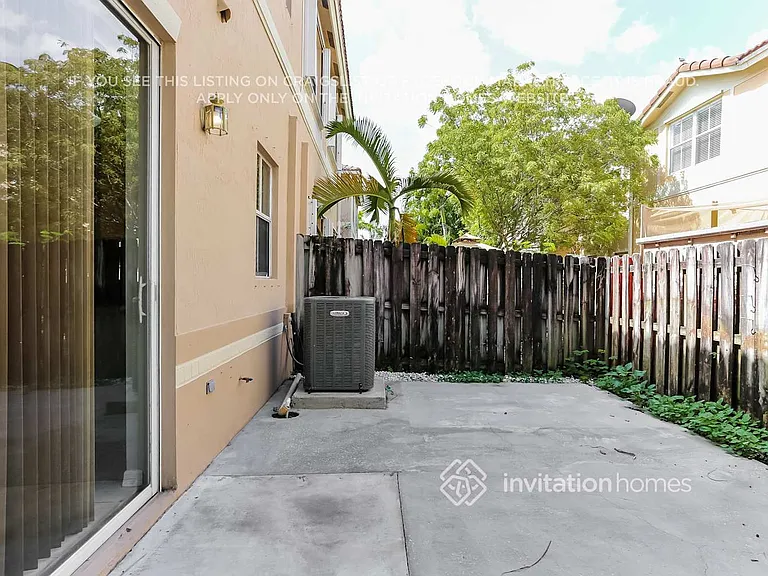 12456 SW 124th Path — Photo 20