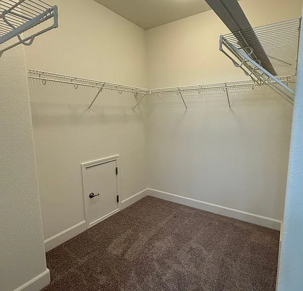 433 Tolman Way — Photo 12