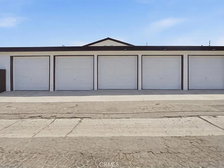 307 N Tustin Ave #D — Photo 18