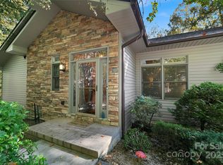 16 Unoga Ct, Brevard, NC 28712