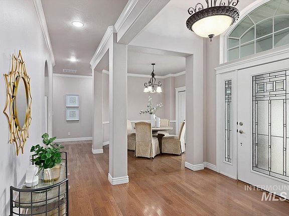 5th image of 668 Canyon Park Ave
