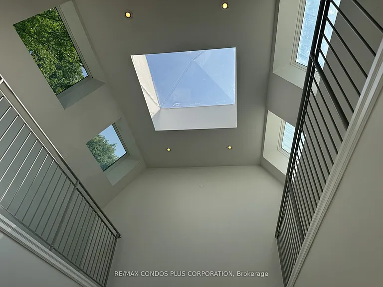 103 Pears Ave — Photo 9