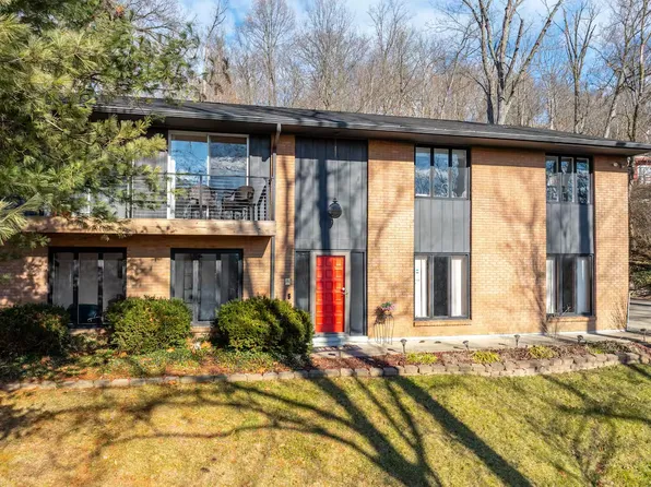 3676 Dogwood Ln, Cincinnati, OH 45213
