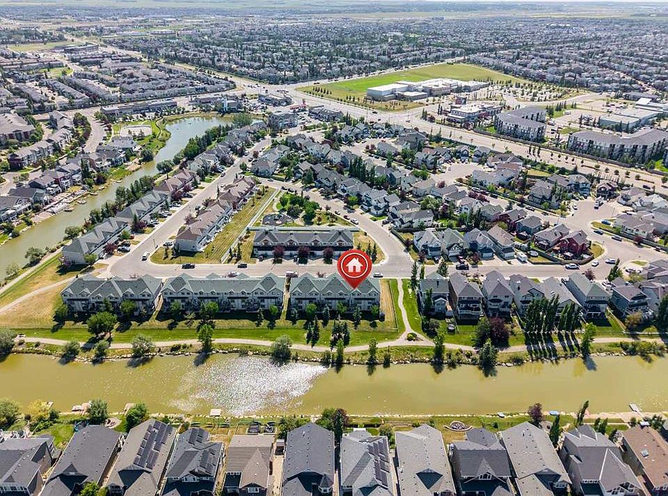 1st image of 222 S Bayside Point SW
