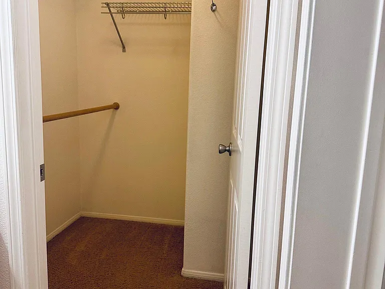 Walk-in closet
