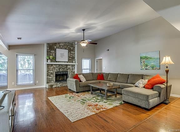 5th image of 3644 Chiswick Ct