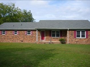601 W Hooks River Rd, Goldsboro, NC 27530