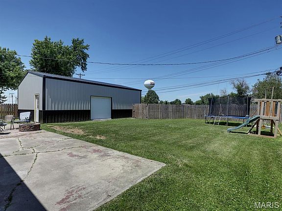 4th image of 930 W Cedar St