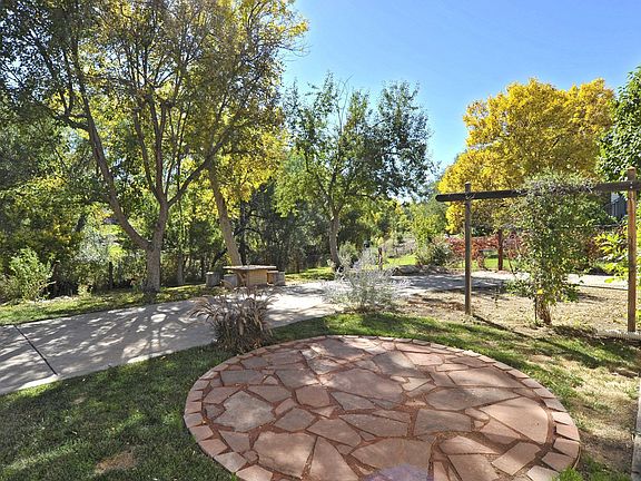 1/2 Acre Horse Property