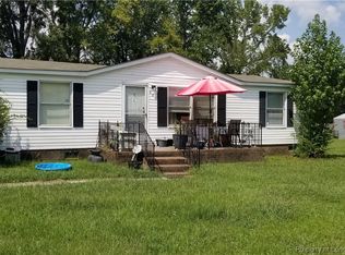 909 Coldwater Dr, Fayetteville, NC 28312