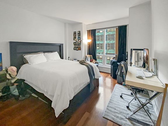 5th image of 350 W 42nd St #11IG