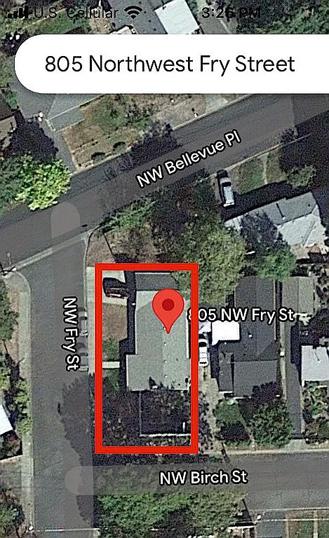 805 NW Fry St photo 1