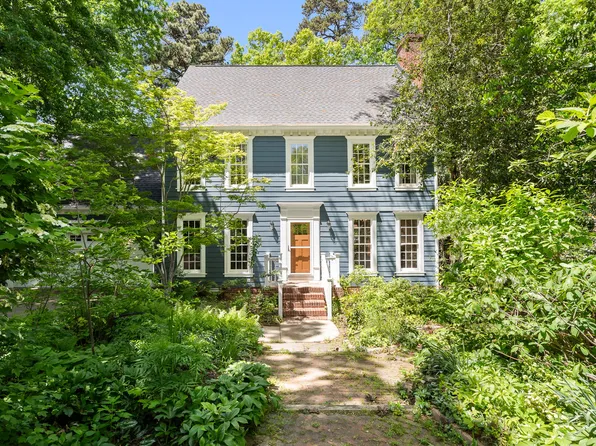 1011 New Chester Ct, Apex, NC 27502