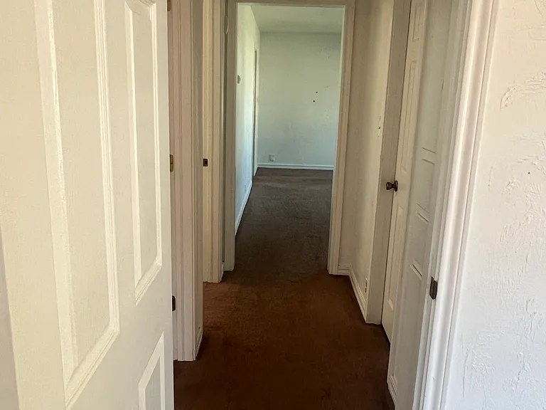 400 Draper Dr — Photo 15