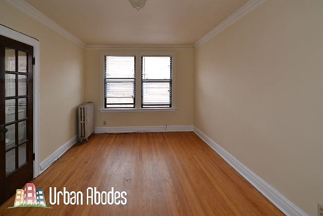 1st image of 3121 N Hamlin Ave #3A
