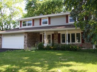 24W546 Meadow Lake Dr, Naperville, IL