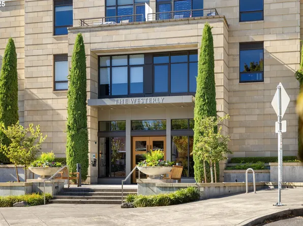2351 NW Westover Rd Unit 307, Portland, OR 97210