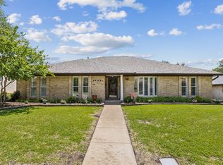 7422 Whispering Pines Dr, Dallas, TX 75248