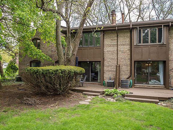 3rd image of 706 Greenhills Dr