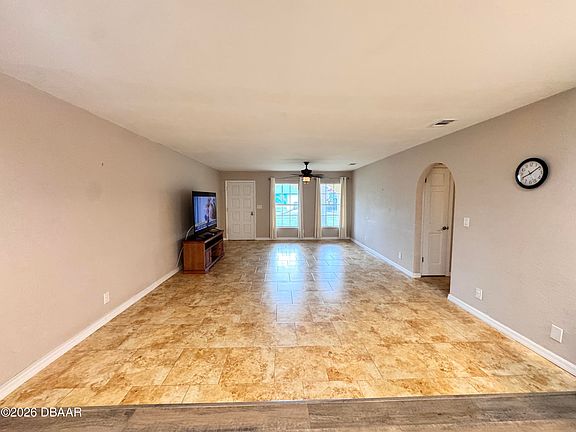 4th image of 6 Ocean Cir