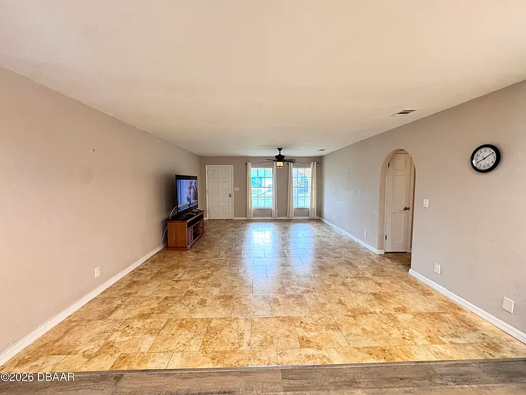 6 Ocean Cir — Photo 4