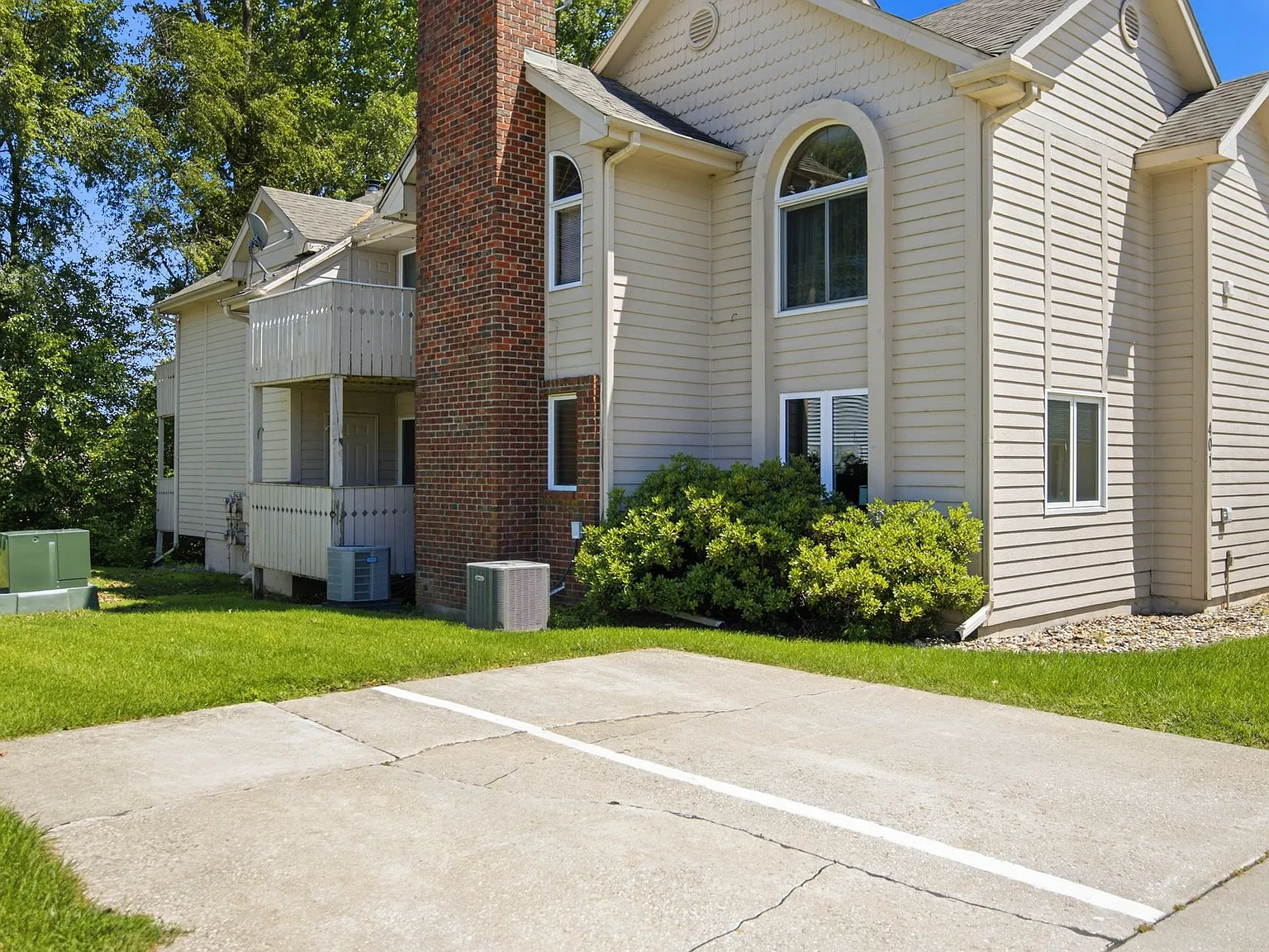 Ankeny Condo for Rent — Photo 1