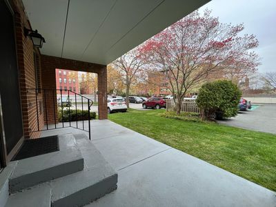 9 Barton Sq APT 101, Salem, MA, 01970