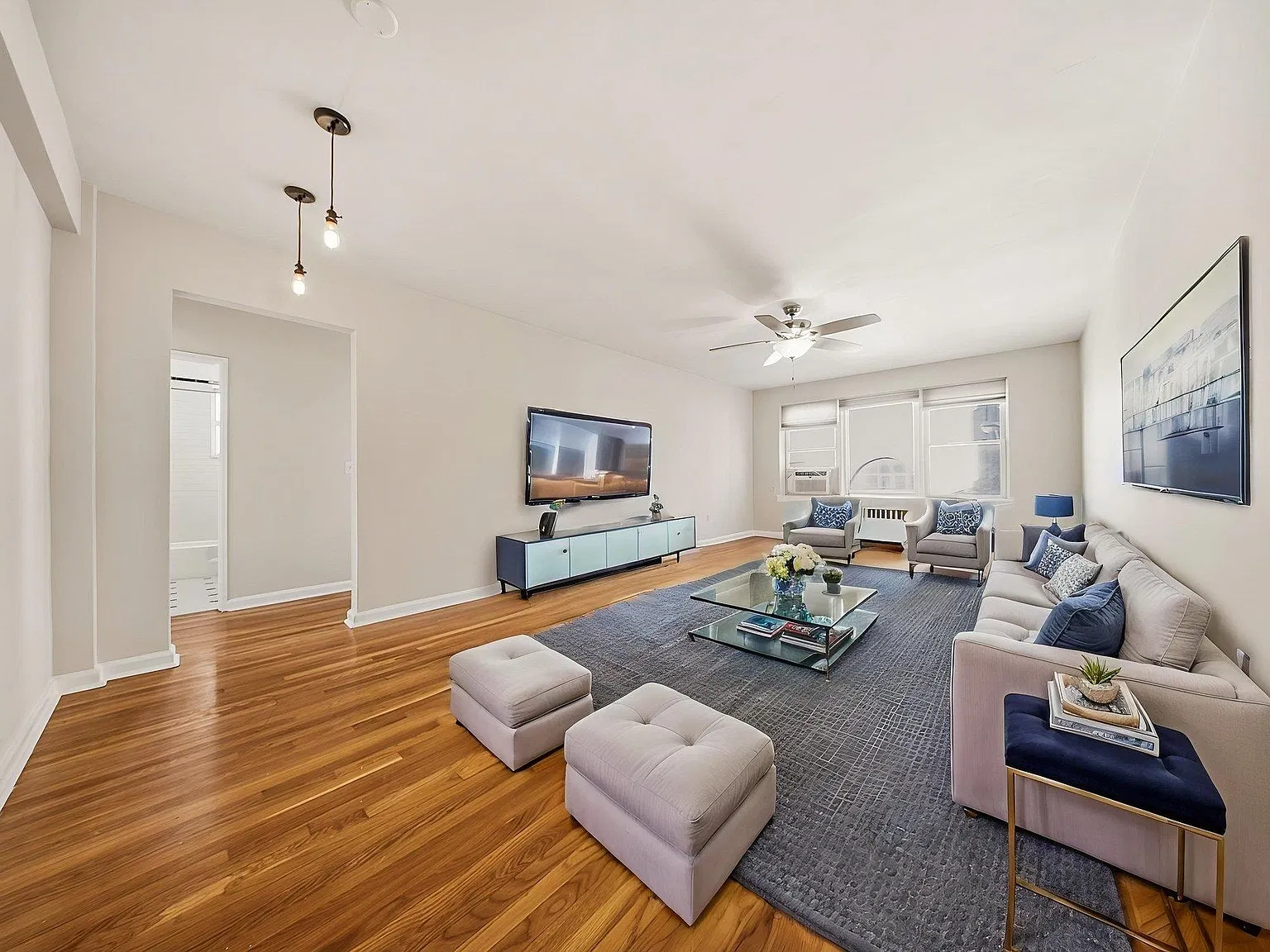 2 bed, 1.0 bath, $2,595 — Photo 2