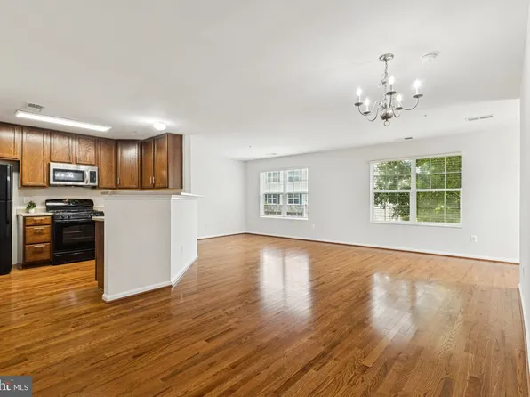 11181 Wortham Crest Cir, Manassas, VA 20109