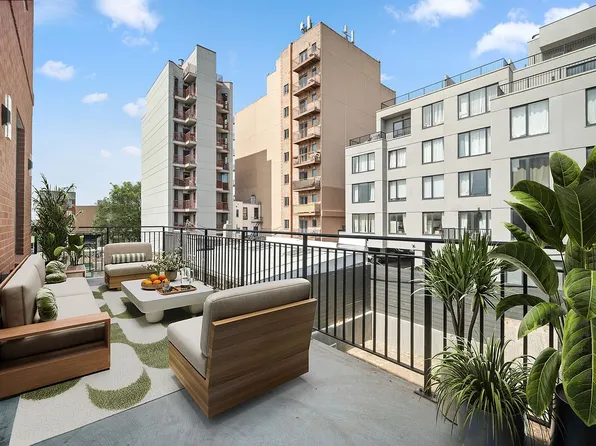 193 22nd St #2, Brooklyn, NY 11232