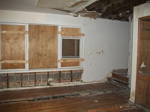 5th image of 6122 N Winthrop Ave #2W