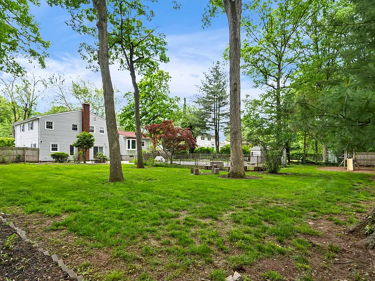 10 Woodruff Rd — Photo 12
