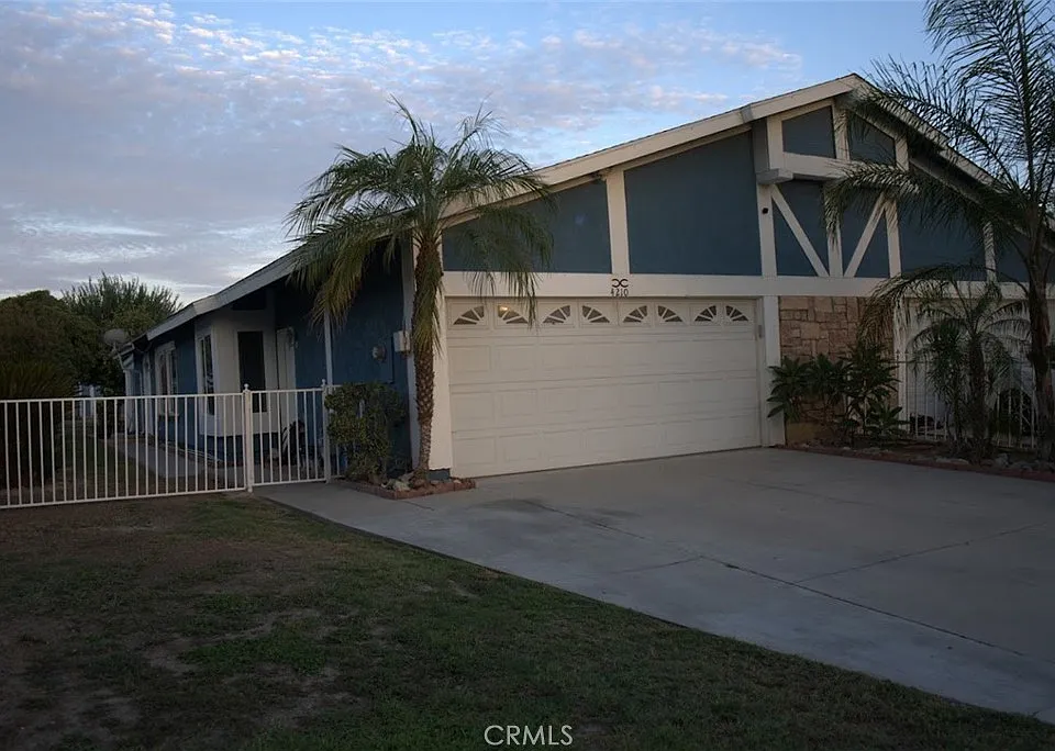 4210 Aero Ln
