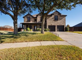 936 Bending Oak Dr, Cedar Hill, TX