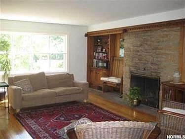 2nd image of 21505 Fairmount Blvd