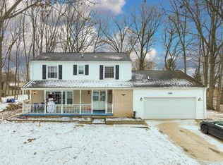 7146 Ridgeview Dr, Genesee, MI 48437