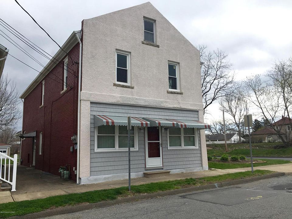 1st image of 109 Kossack St #2