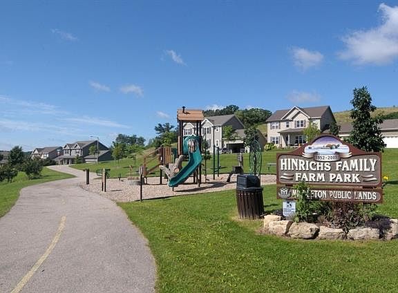 3rd image of 8916 Red Beryl Dr