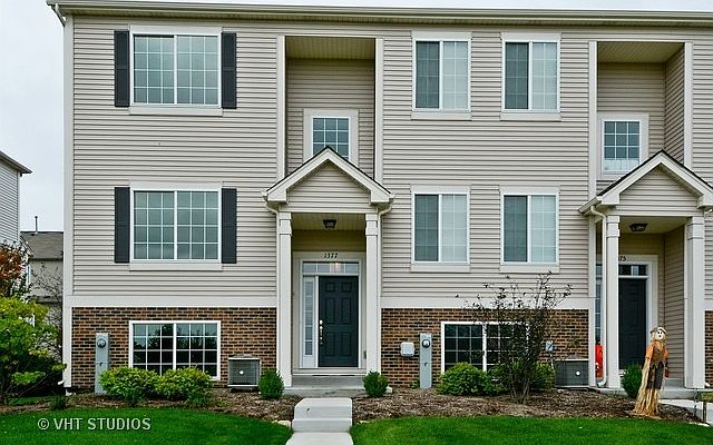 1st image of 1371 Manning Ave