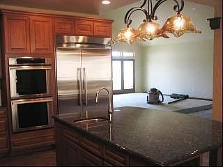 4th image of 500 N Holiday Hills Dr