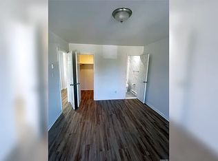 21124 23rd Ave APT 3, Bayside, NY 11360