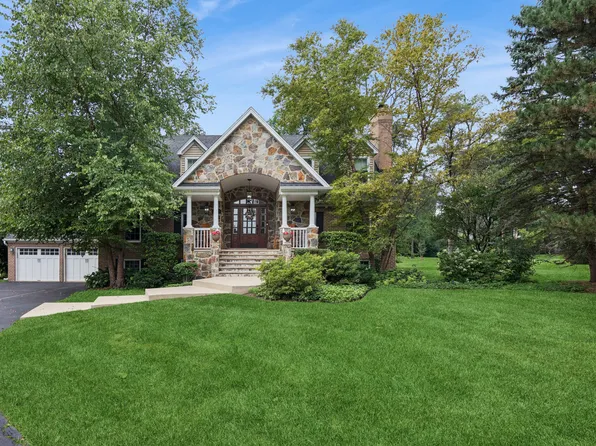 2112 2nd St, Northbrook, IL 60062