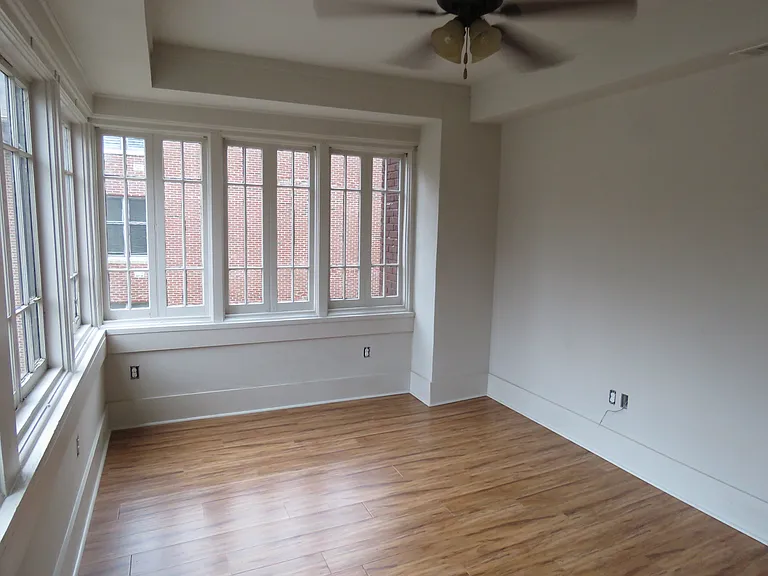 519 E Capitol Ave #2C — Photo 25