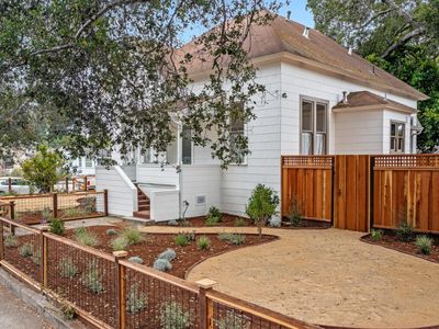803-805 Broadway, Santa Cruz, CA, 95062