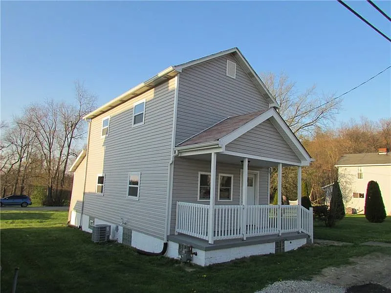 618 Elizabeth Ave photo 1
